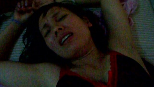HD :  Aziātu meitene Morgana Lī muļķojas ar savu ragveida vīrieti Filmu klipi 